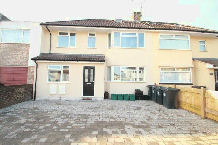 1 Bedroom House Of Multiple Occupation To Rent In Dryleaze Road Stapleton Bristol, BS16