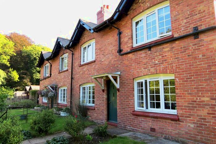 3 Bedroom Cottage To Rent In Nr Alresford, Winchester, Petersfield, Hampshire, SO24