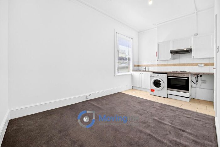 Studio To Rent In Brigstock Road, Thornton Heath, CR7