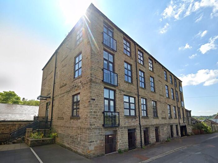 2 Bedroom Apartment To Rent In Sude Hill, New Mill, HD9