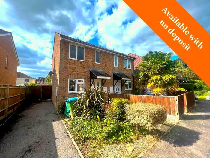 2 Bedroom Semi-Detached House To Rent In Snapdragon Close, Locks Heath, SO31