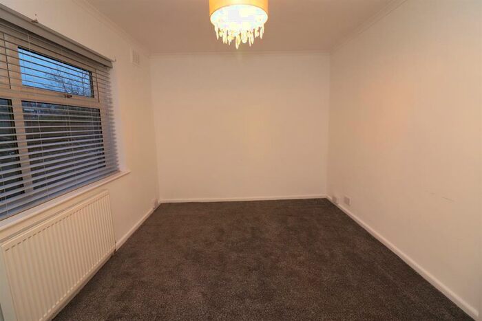 1 Bedroom Flat To Rent In Owlet Hall Road, Darwen, BB3