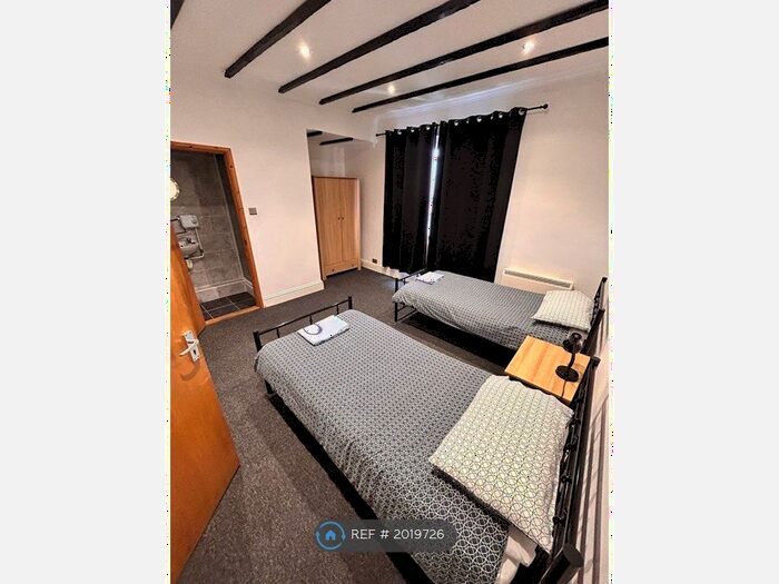 1 Bedroom Flat To Rent In Victoria Road, Southampton, SO19