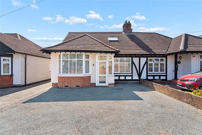 4 Bedroom Semi-Detached House For Sale In Cranston Park Avenue, Upminster, RM14