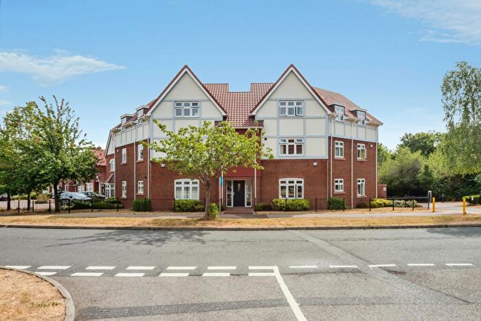 2 Bedroom Flat For Sale In Pascal Drive, Medbourne, Milton Keynes, Buckinghamshire, MK5