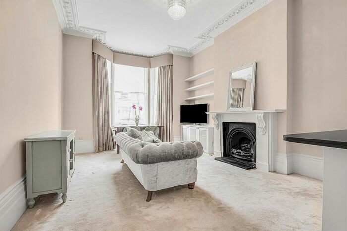 2 Bedroom Flat To Rent In Finborough Road, London, SW10