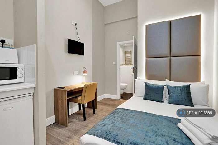 Studio To Rent In Finchley Road, London, NW3