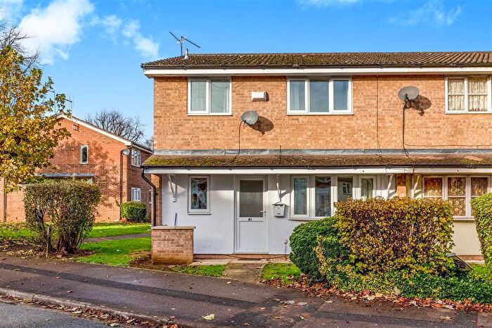 2 Bedroom House To Rent In Cornwall Road, Kettering, NN16