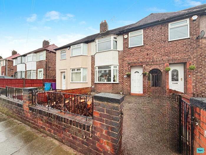 3 Bedroom Town House For Sale In Ilchester Road, Liverpool, L16
