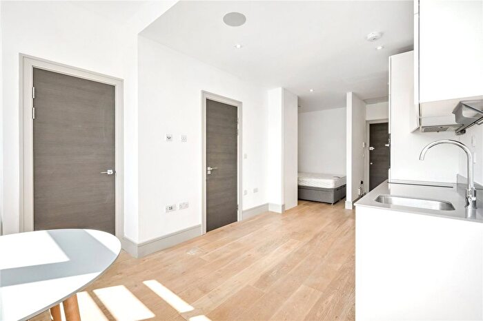 Studio To Rent In Philpot Street, London, E1