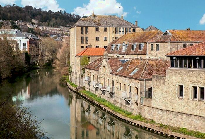 2 Bedroom End Of Terrace House To Rent In Caxton Court, Grove Street, Bath City Centre BA2