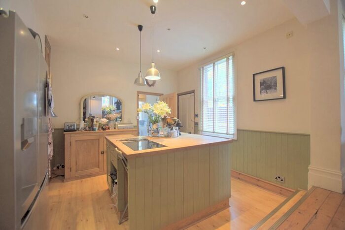 4 Bedroom Semi-Detached House To Rent In Stow Gardens, Malvern Grove, West Didsbury, Didsbury, Manchester, M20