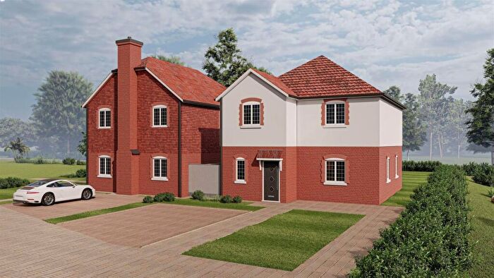 4 Bedroom Detached House For Sale In Netherne Lane, Coulsdon, CR5
