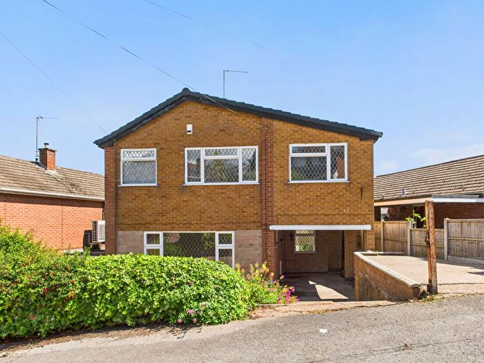 4 Bedroom Detached House For Sale In Lowdham Road, Gedling, Nottingham, NG4