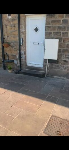 Studio To Rent In Queen Street, Leeds, LS27