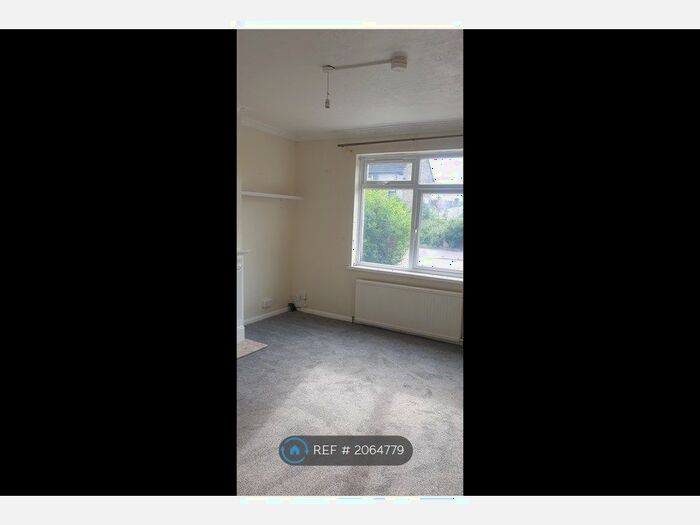 2 Bedroom Terraced House To Rent In Ford Road, Dagenham, RM10