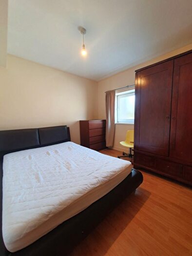 2 Bedroom Flat To Rent In Clifton Street, Adamsdown, Cardiff, CF24