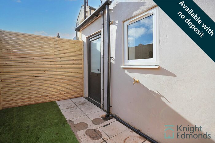 1 Bedroom Flat To Rent In Cross Street, Maidstone, ME14