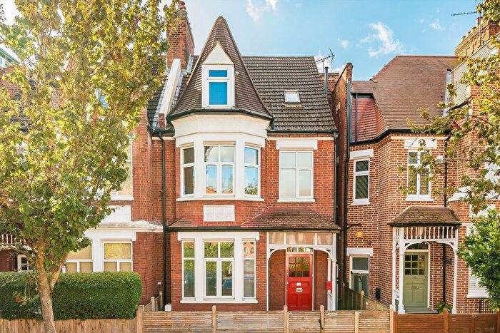 5 Bedroom Property To Rent In Fairlawn Avenue, Chiswick, W4