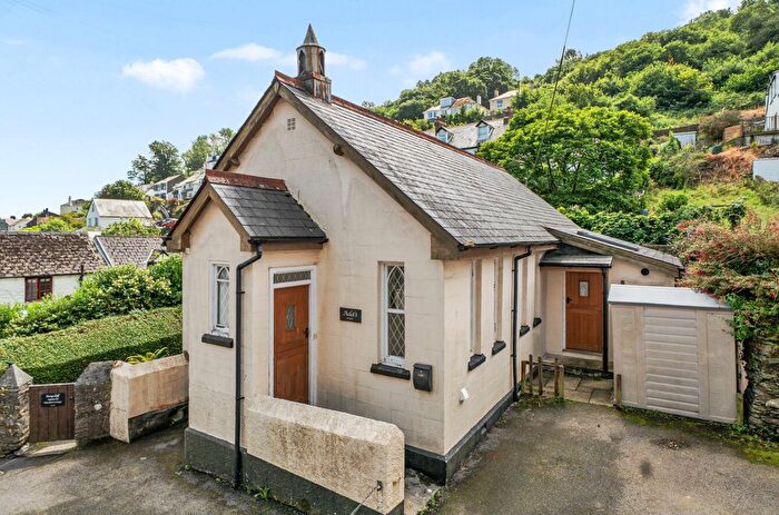 3 Bedroom Cottage For Sale In West Looe Hill, West Looe, Cornwall, PL13