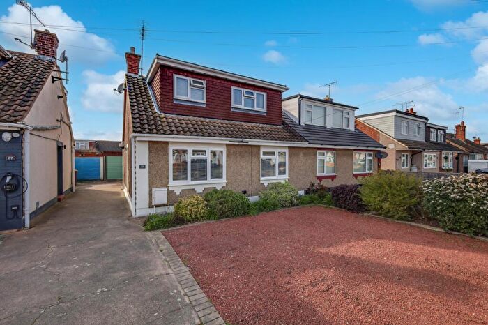 3 Bedroom Semi Detached House For Sale In Birchwood Road, Corringham, Stanford-Le-Hope, Essex, SS17