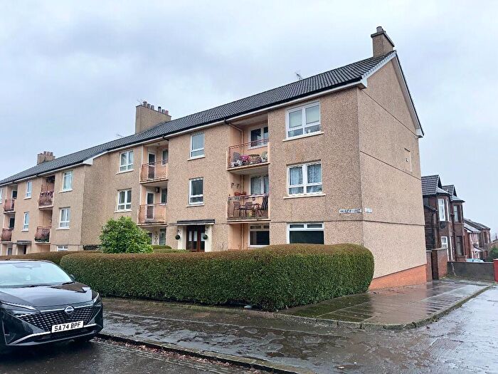 2 Bedroom Flat To Rent In Anstruther Street, Tollcross, Glasgow, G32