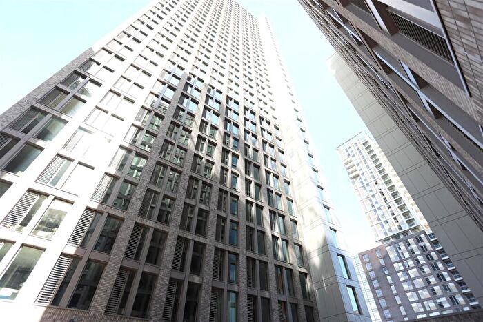 2 Bedroom Apartment To Rent In Greengate, Salford, M3