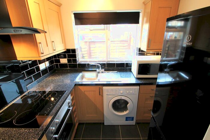 2 Bedroom Maisonette To Rent In Shepperton Road, Petts Wood, BR5