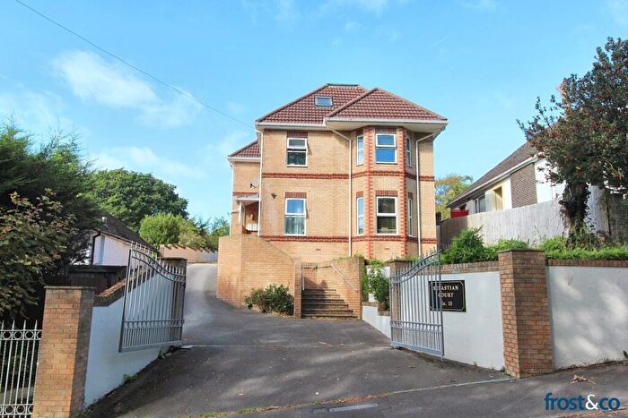 2 Bedroom Flat To Rent In Lawson Road, Parkstone, Poole, BH12