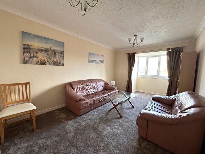 1 Bedroom Flat To Rent In Abernethy Quay, Maritime Quarter, SA1