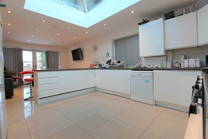 9 Bedroom Terraced House To Rent In Tiverton Road, Selly Oak, Birmingham, B29