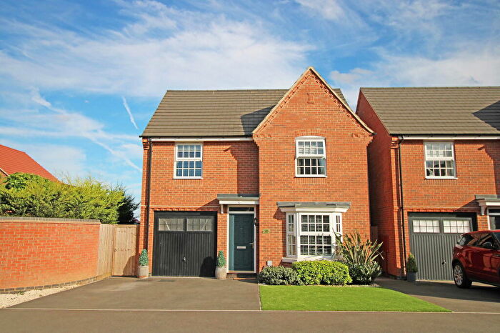 3 Bedroom Detached House For Sale In Sapphire Street, Irthlingborough, Northamptonshire, NN9