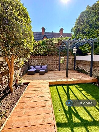 4 Bedroom Terraced House To Rent In St. Andrews Road, Southsea, PO5