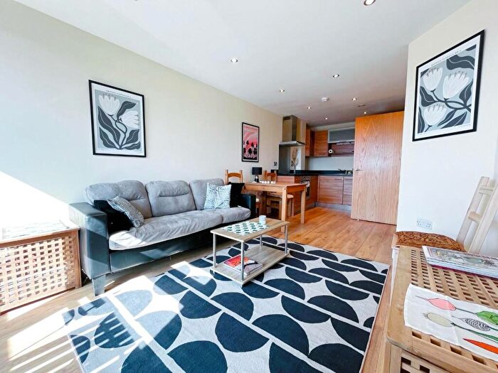 1 Bedroom Flat To Rent In Cartier House, The Boulevard, Leeds, LS10