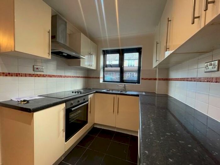 1 Bedroom Apartment To Rent In Rosebery Road, Grays, RM17