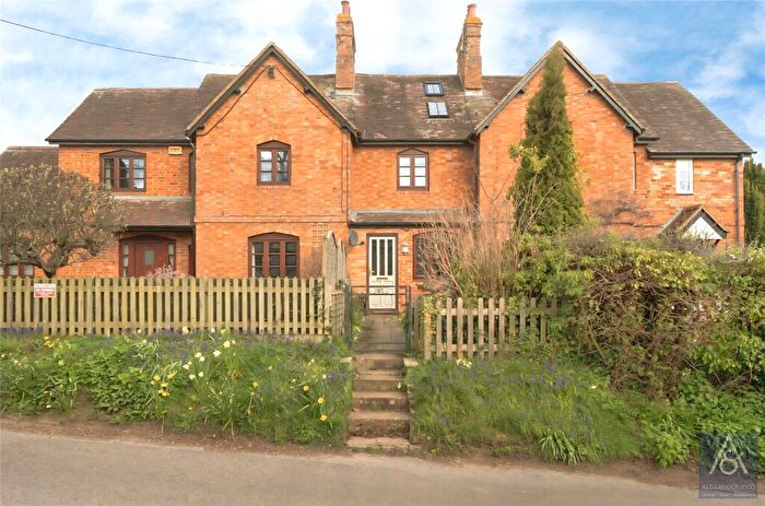 2 Bedroom Terraced House For Sale In Radclive, Buckingham, Buckinghamshire, MK18