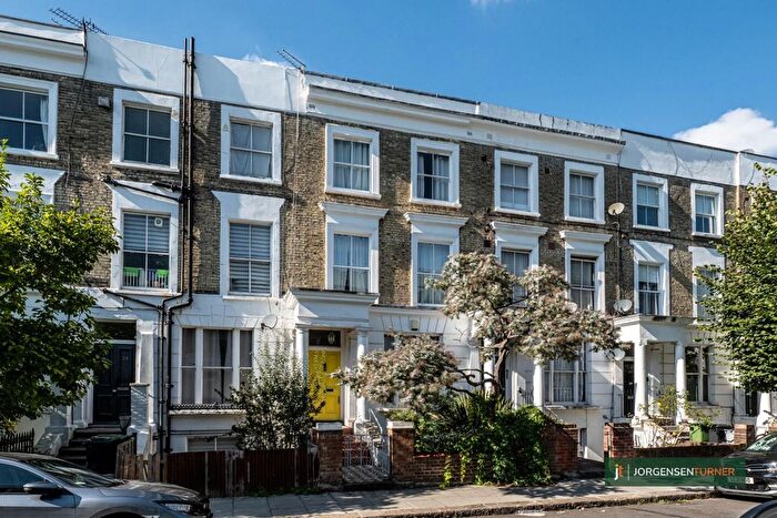 5 Bedroom Terraced House For Sale In Stanlake Road, Shepherd's Bush, London, W12