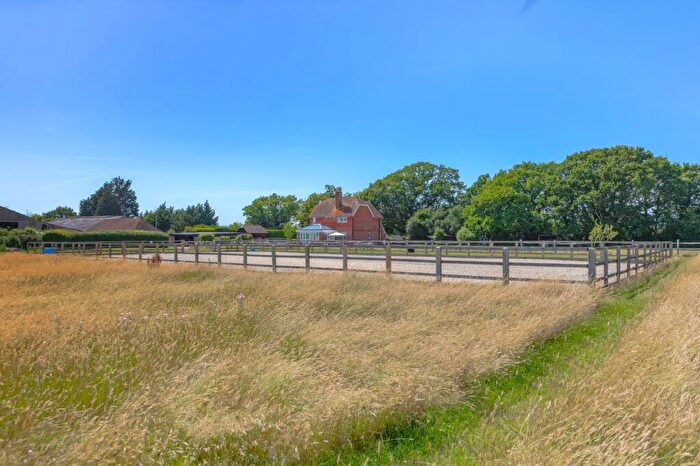 4 Bedroom Detached House For Sale In Mill Lane, Laughton, BN8