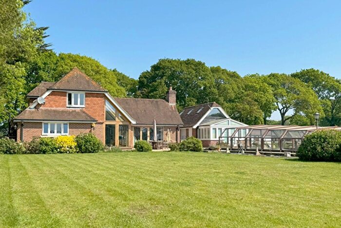 4 Bedroom Country House For Sale In Silver Street, Sway, Lymington, Hampshire, SO41