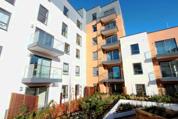 1 Bedroom Flat To Rent In Padworth Avenue, Kennet Island, Reading, RG2