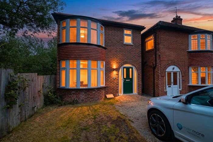 4 Bedroom Semi-Detached House To Rent In Whitesmocks Avenue, Durham, DH1