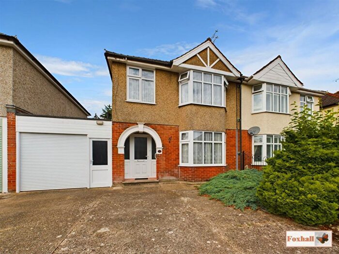 3 Bedroom Semi-Detached House For Sale In Deben Avenue, Martlesham Heath, Ipswich, IP5