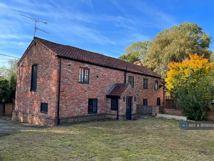 4 Bedroom Detached House To Rent In Trundle Lane, Fishlake, Doncaster, DN7