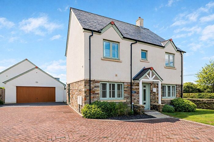 4 Bedroom Detached House For Sale In Cherry Tree Close, St. Erme, TR4