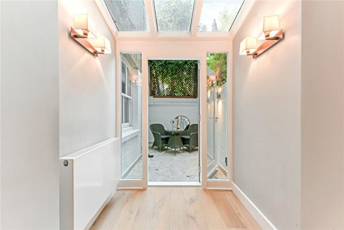 1 Bedroom Flat To Rent In Ifield Road, London, SW10