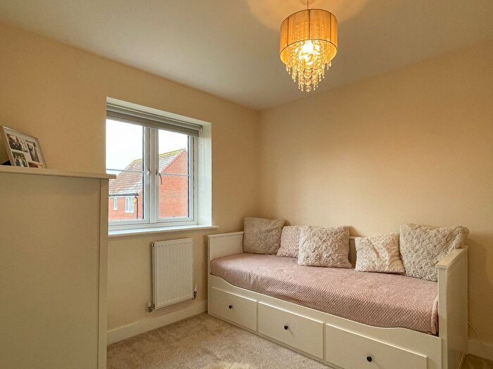 2 Bedroom Semi-Detached House For Sale In Victoria Close, King's Lynn, Norfolk, PE30