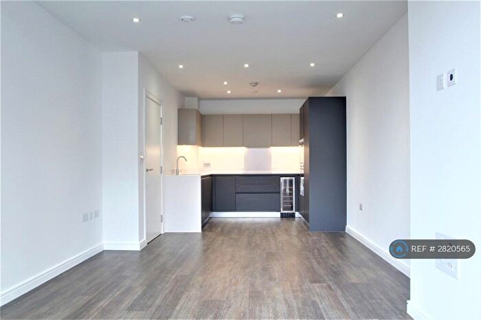 1 Bedroom Flat To Rent In Dutfield House, London, SE18