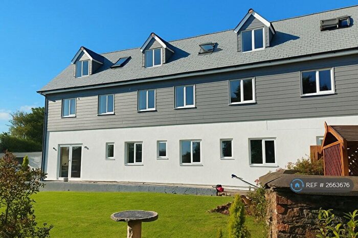 2 Bedroom Flat To Rent In Clease Road, Camelford, PL32