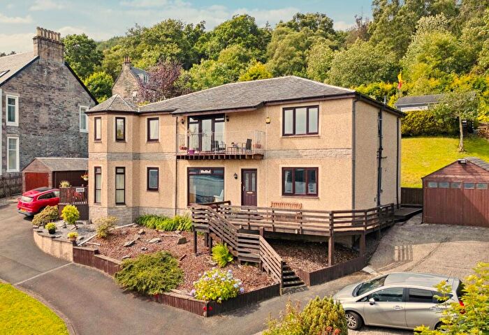 3 Bedroom Apartment For Sale In Argyll View Lower, Back Road, Clynder, Argyll And Bute, G84