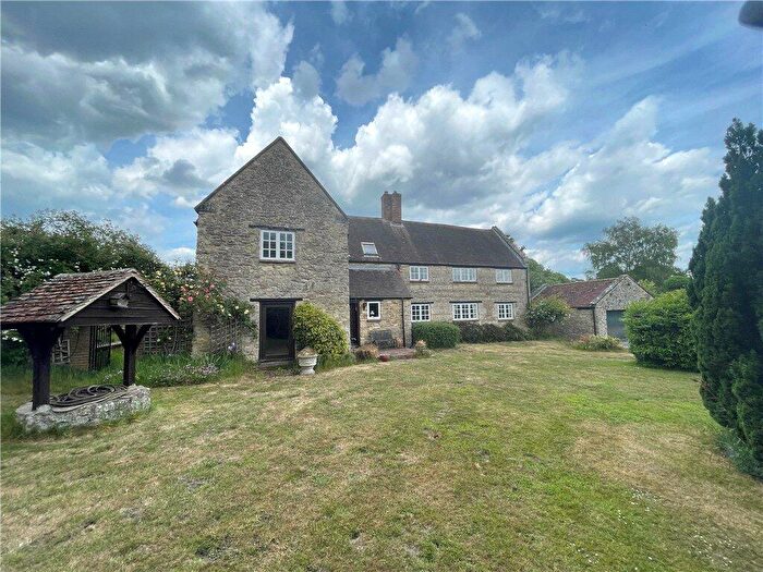 4 Bedroom Detached House For Sale In Barn Court, Toot Baldon, Oxford, OX44